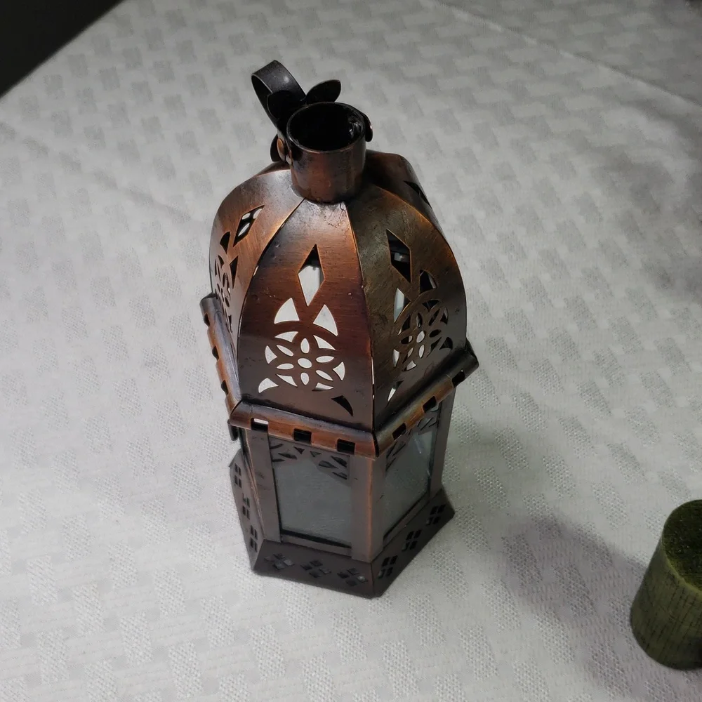 Hanging Lantern Hexagon Bottom Domed Top